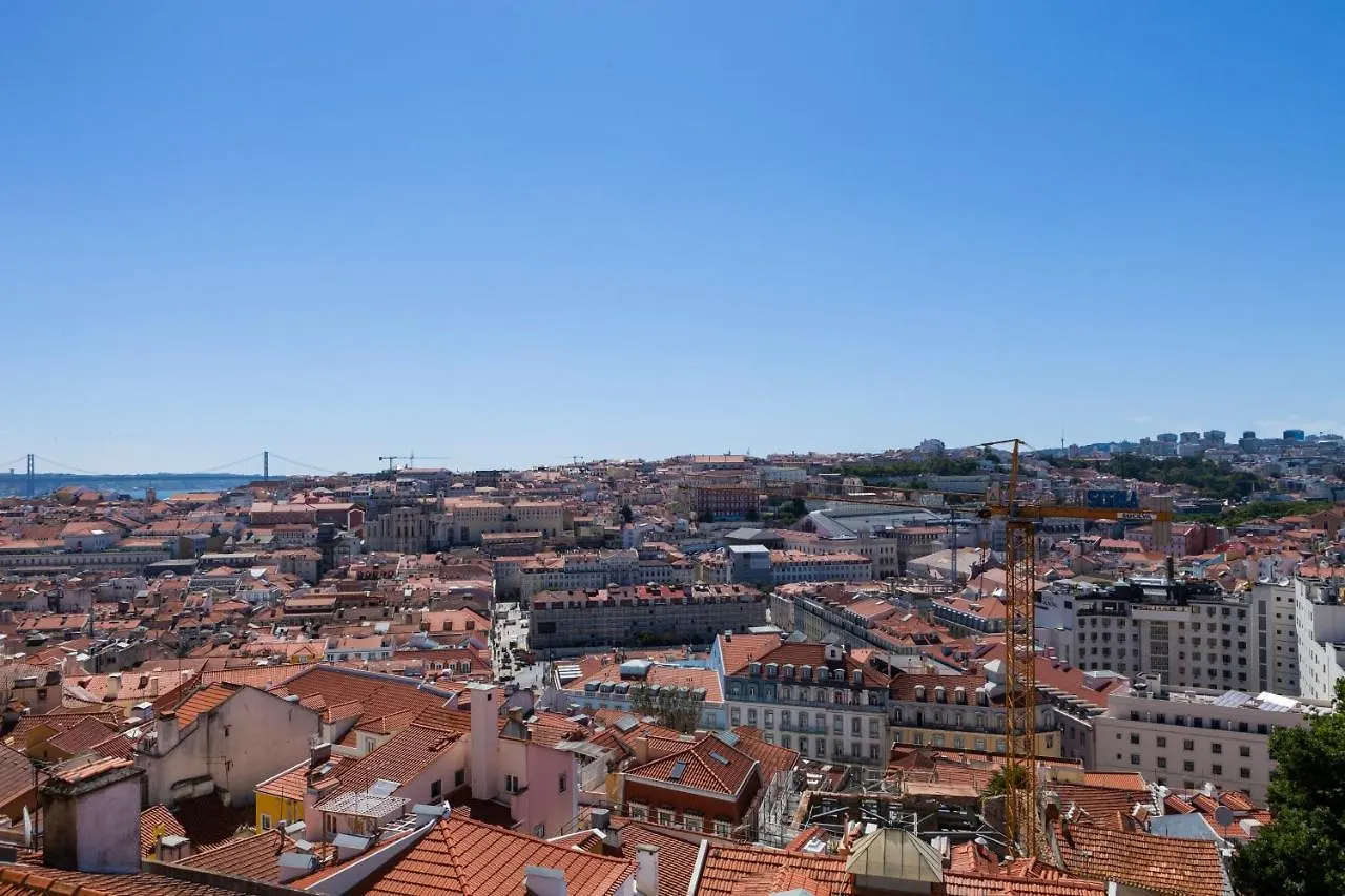 Lisbon Panoramic View -3Bedrs+3Baths+ Balconies+Ac Apartman