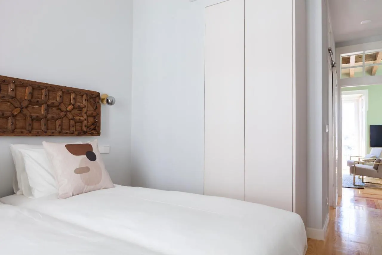 Lisbon Panoramic View -3Bedrs+3Baths+ Balconies+Ac Apartman