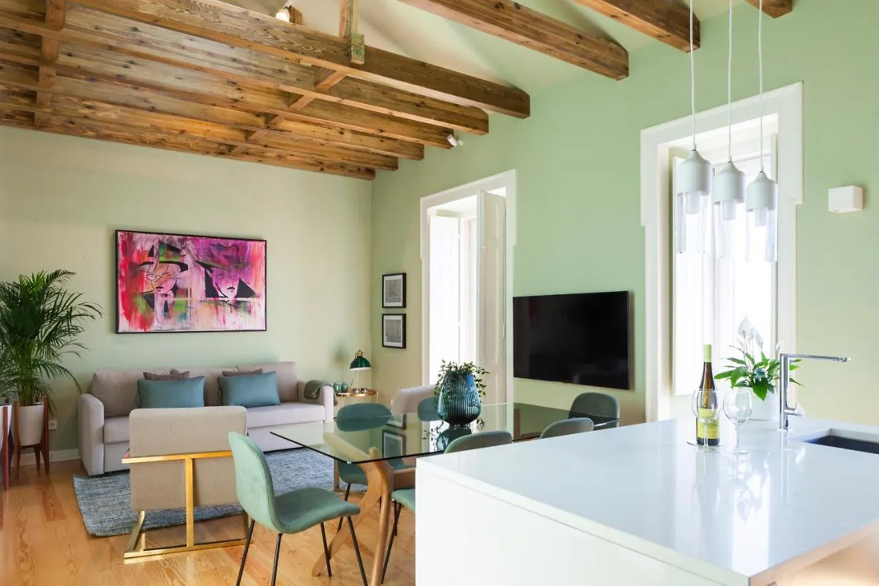 Lisbon Panoramic View -3Bedrs+3Baths+ Balconies+Ac Apartman